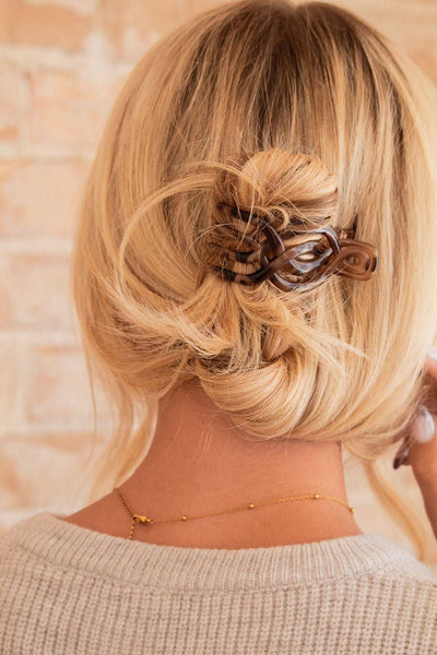 Shop ANDi - Overlapping Flat Claw Clip: Brown