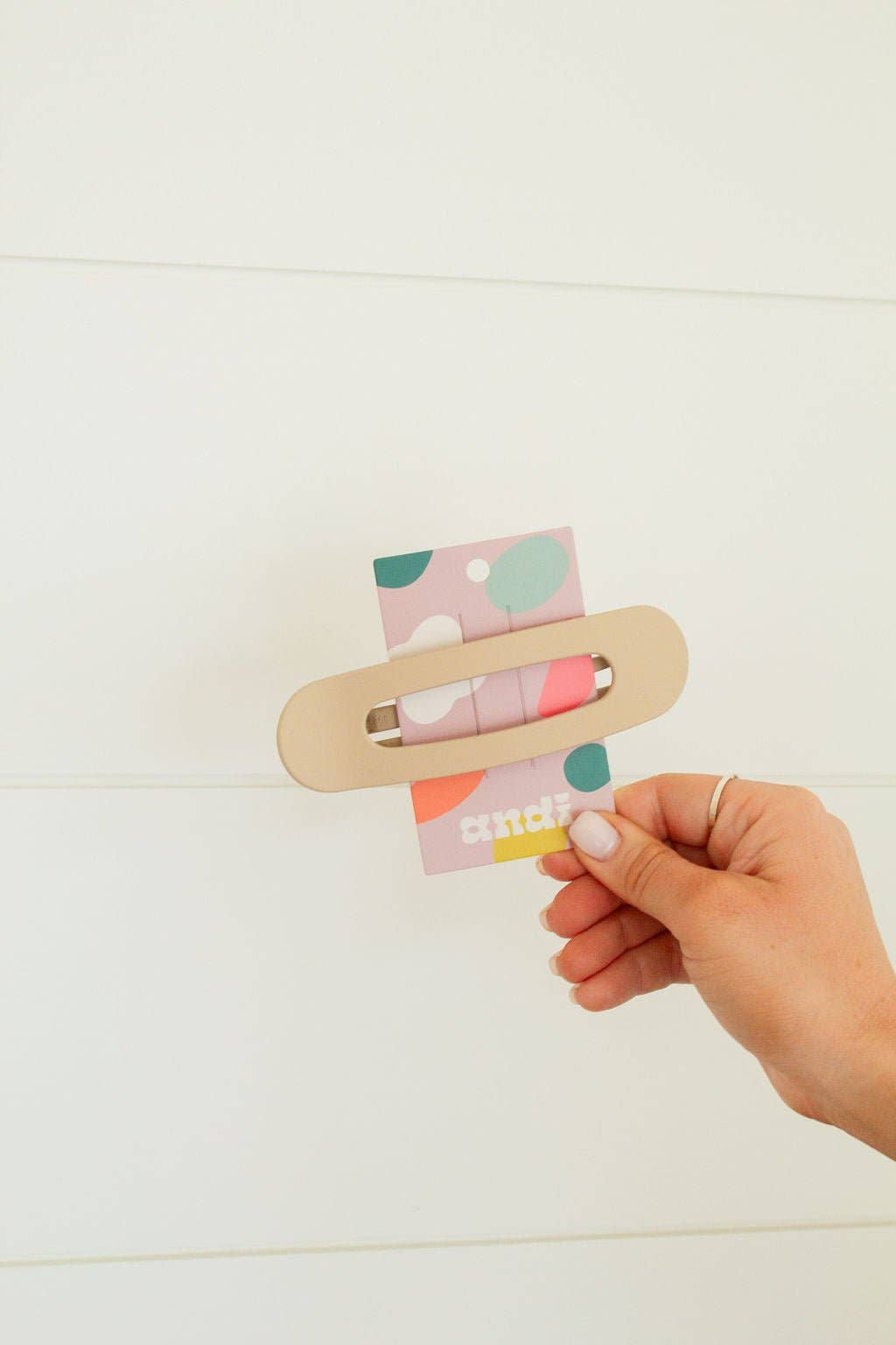Shop ANDi - Oversized Flat Claw Clip: Light Tan