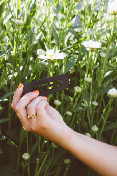Shop ANDi - Flat Matte Claw Clip: Teak