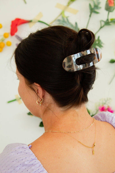 Shop ANDi - Oversized Flat Claw Clip: Black