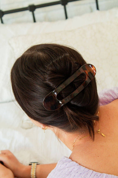 Shop ANDi - Oversized Flat Claw Clip: Black