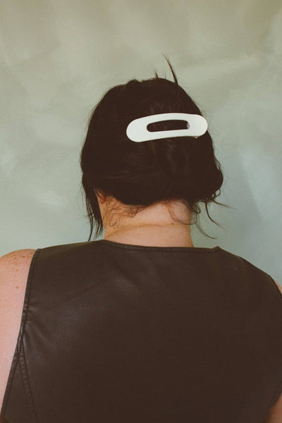 Shop ANDi - Flat Matte Claw Clip: Teak