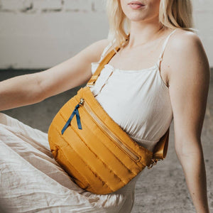 Pretty Simple - Jolie Puffer Belt Bag: Sunflower Yellow