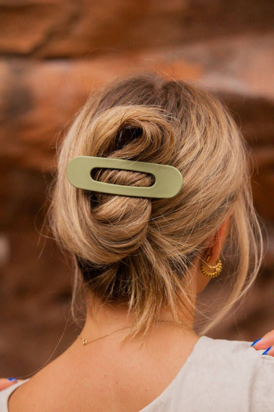 Shop ANDi - Flat Matte Claw Clip: Teak