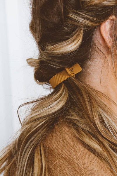 Shop ANDi - Ponytail Claw Clip: Brown / Dot