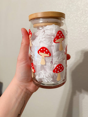 Olivia + Rose - Cottagecore 16 oz Glass Cup: With Lid and Straw